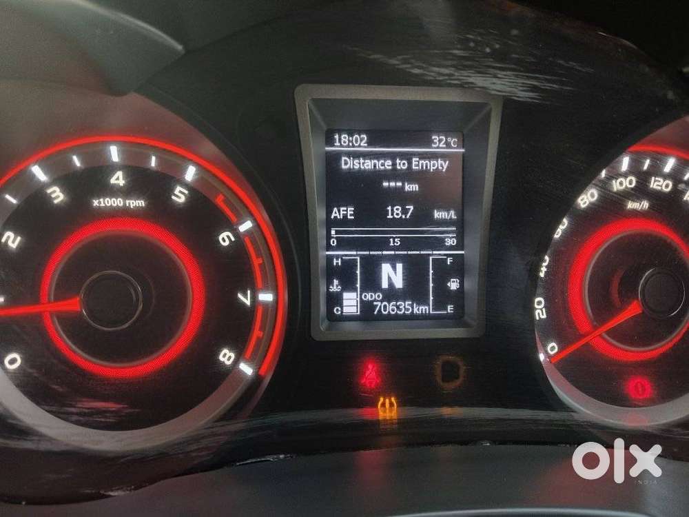 Mahindra Xuv300 W8 Option, 2021, Petrol