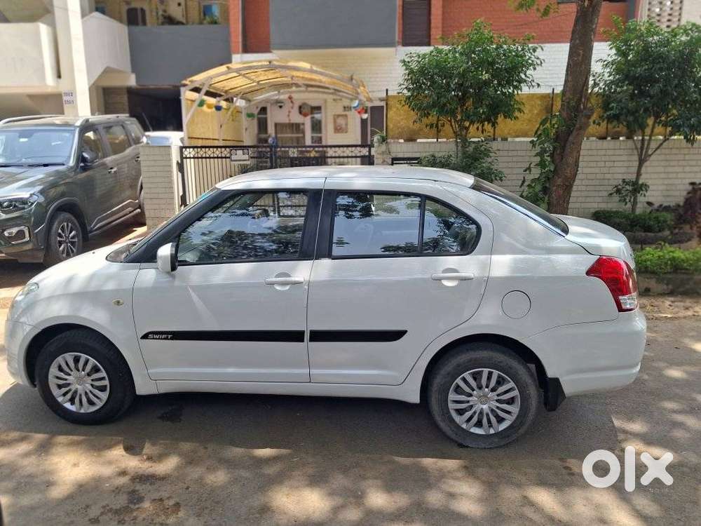 Maruti Suzuki Swift Dzire 1.2 Vxi Bsiv, 2012, Petrol