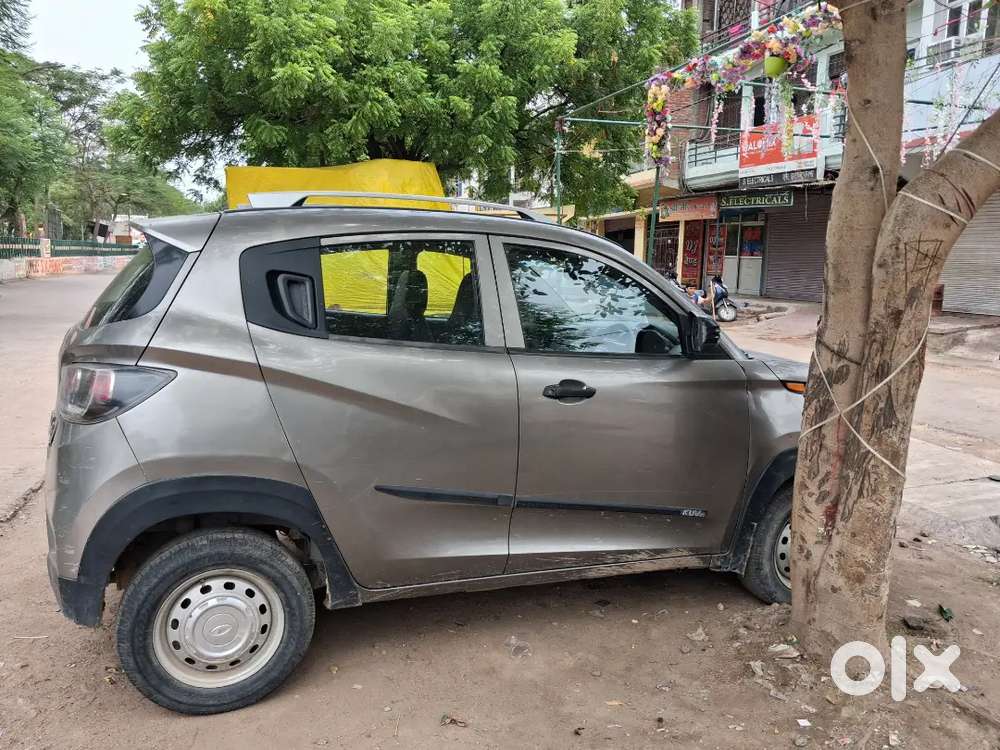 Mahindra Kuv 100 2017 Model