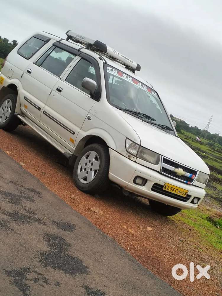 Chevrolet Tavera 2011 Diesel Well Maintained