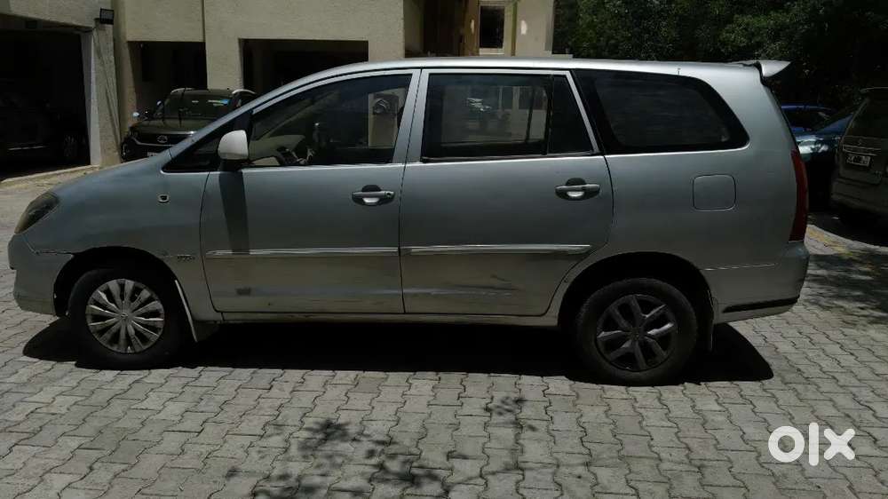 Toyota Innova 2006 Cng