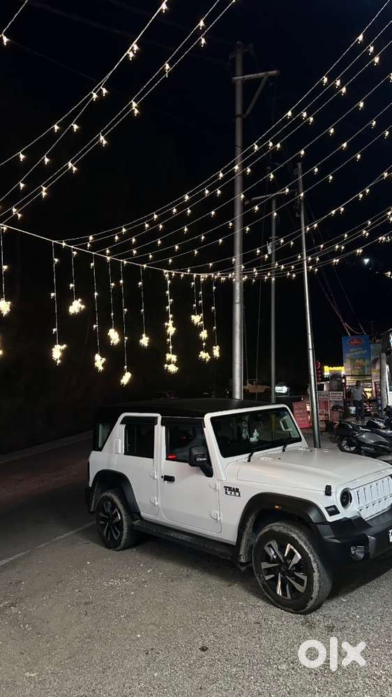 Mahindra Thar Roxx Petrol 2025