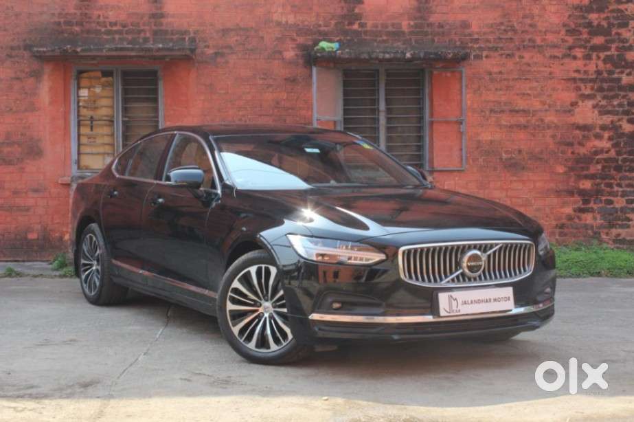 Volvo S90 D4 Inscription, 2023, Petrol