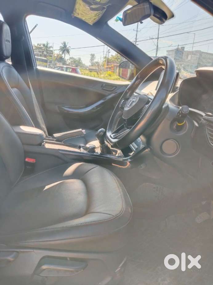 Tata Nexon 1.2 Revotron Xz Plus (s), 2023, Petrol