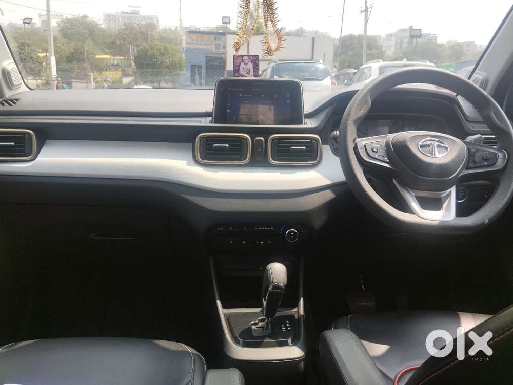 Tata Punch Accomplished Amt Sunroof, 2023, Petrol