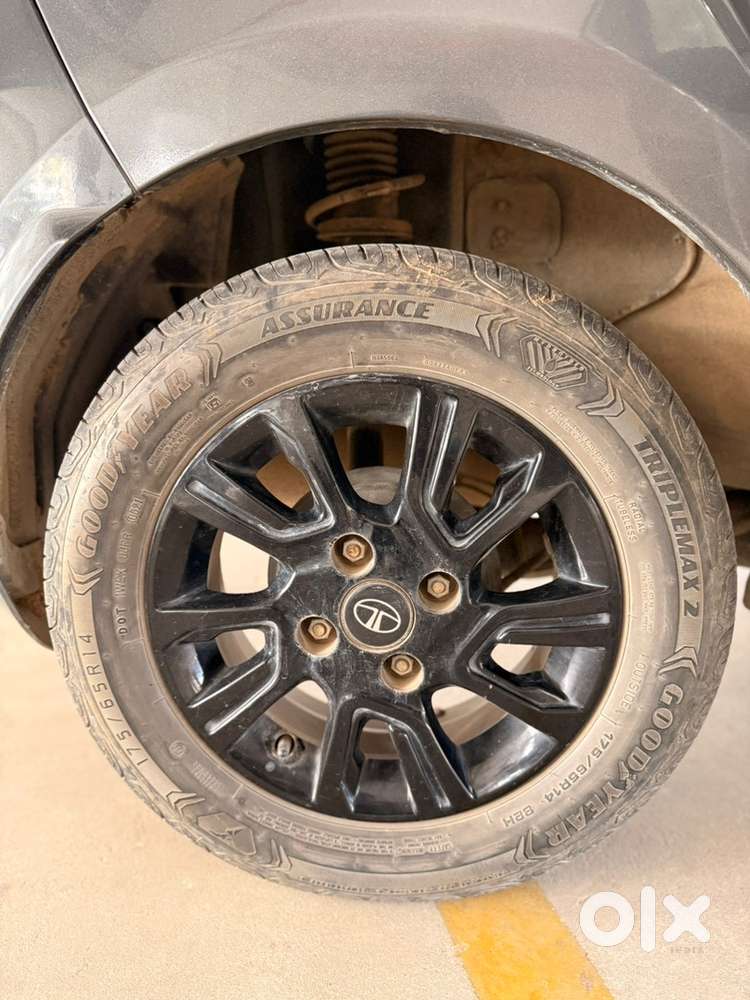 Showroom Condition Tata Tiago (limited Edition).. Less Driven