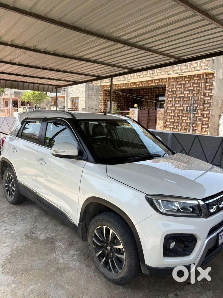 Brand New Condition Petrol Well Maintained 1st Owner