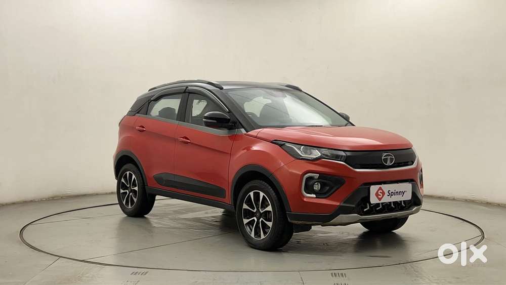 Tata Nexon 1.5 Revotorq Xza Plus Dual Tone Roof (o) Amt, 2021, Diese..