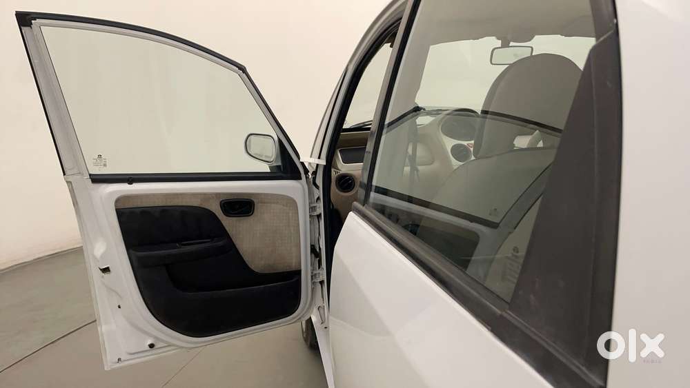 Tata Nano Cng Lx, 2013, Petrol
