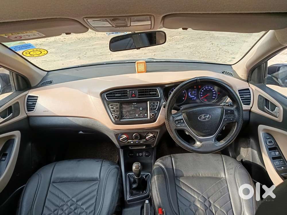 Hyundai I20 Sportz 1.2 Ivt, 2020, Petrol