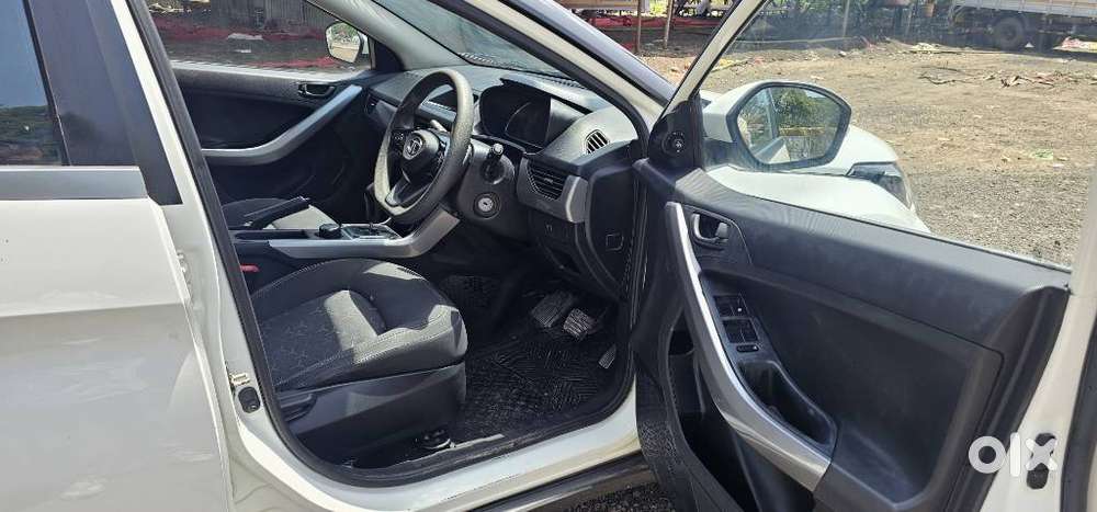 Tata Nexon 1.5 Revotorq Xma Amt (s), 2022, Diesel