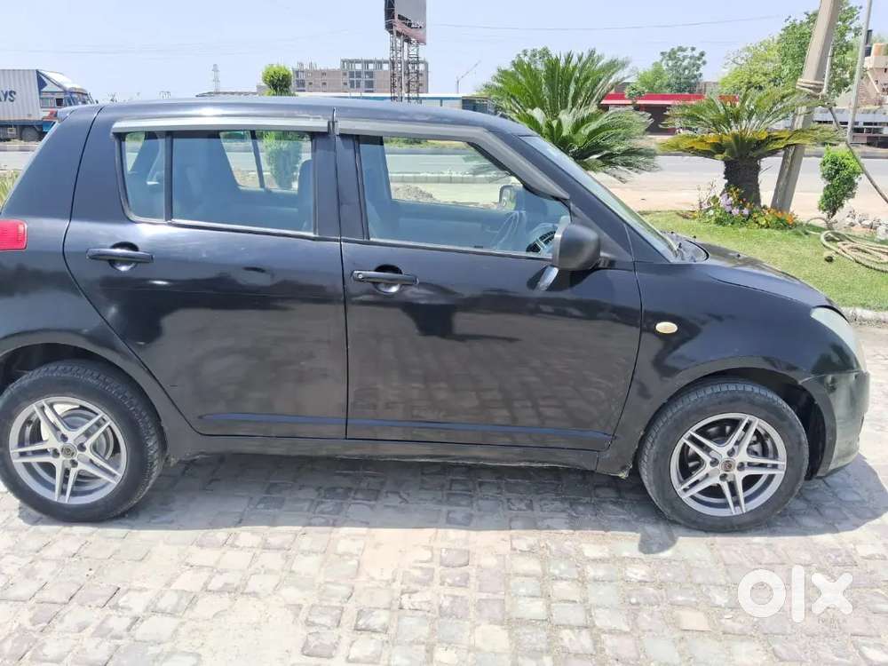 Maruti Suzuki Swift 2005