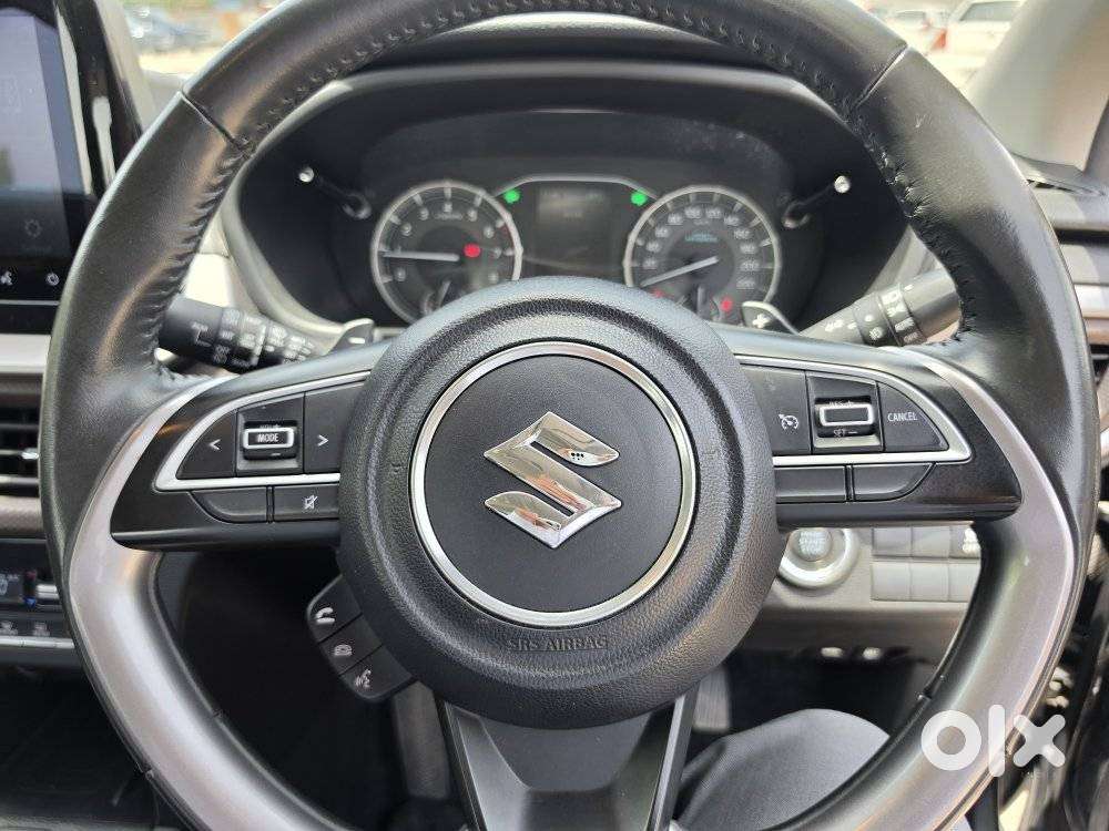 Maruti Suzuki Brezza 1.5 Zxi At Smart Hybrid Dual Tone, 2025, Petrol