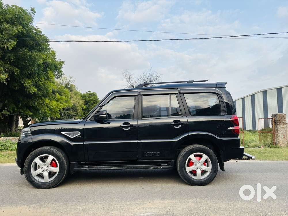 Mahindra Scorpio Classic 2.2 S 11 Mt 7 Str, 2018, Diesel