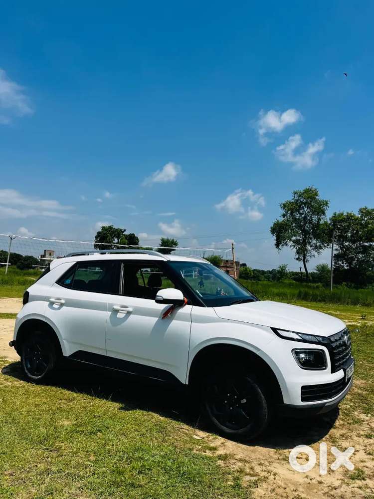 Hyundai Venue S Plus 2024 Petrol Manual