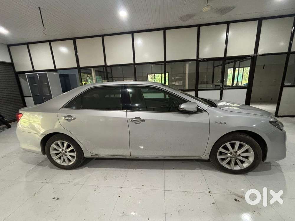 Camry Hybrid At 2014