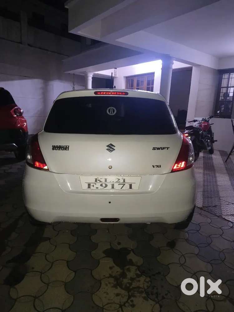 Maruti Suzuki Swift 2012 Petrol Well Maintained