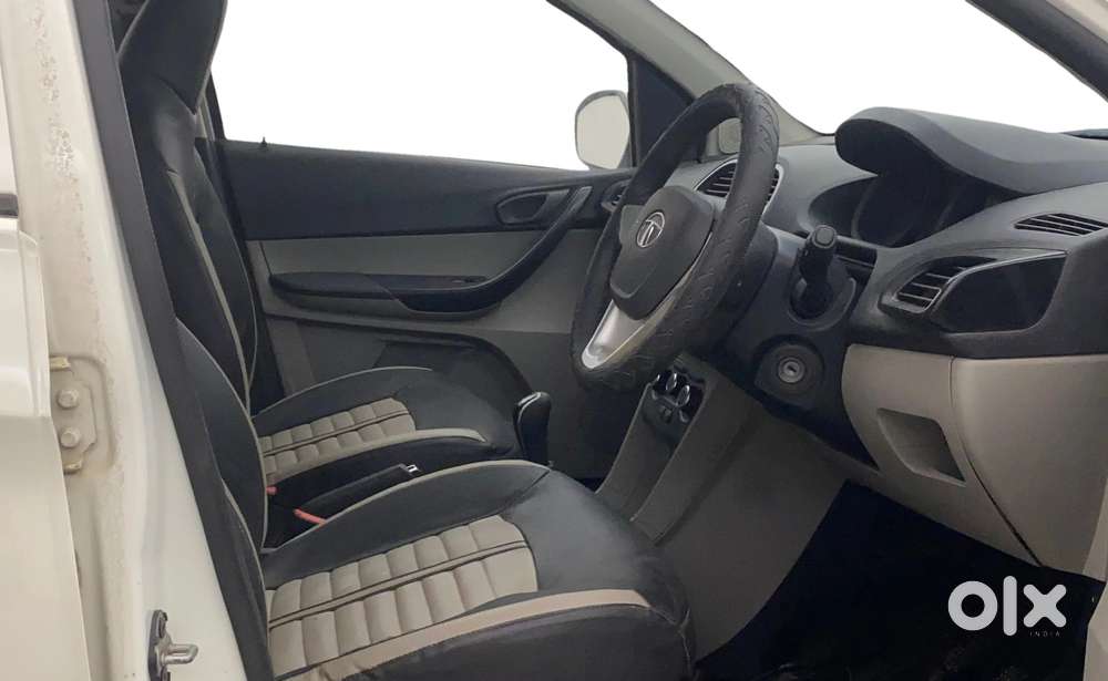 Tata Tiago 1.2 Revotron Xt, 2016, Petrol