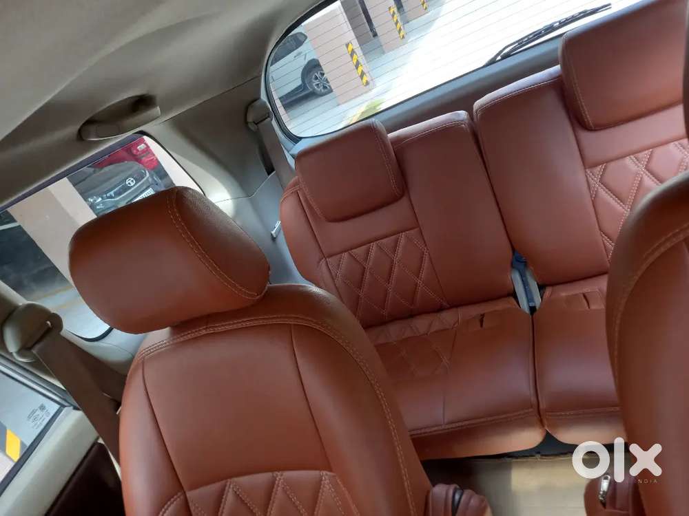 2013 Innova 2.5 V Diesel