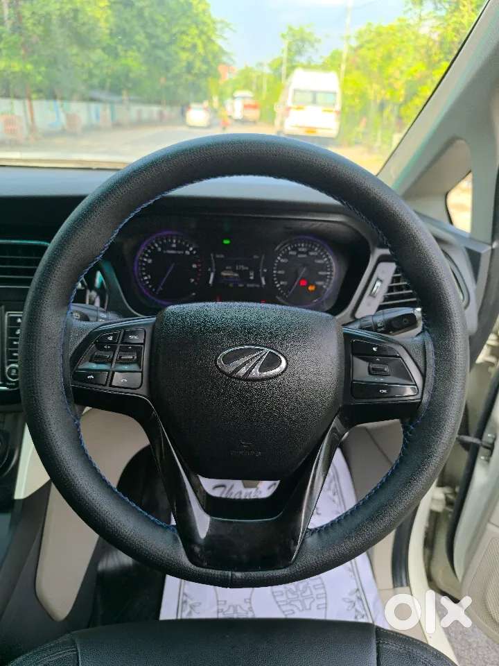 Mahindra Marazzo 1.5 M6 Plus 7 Str, 2021, Diesel