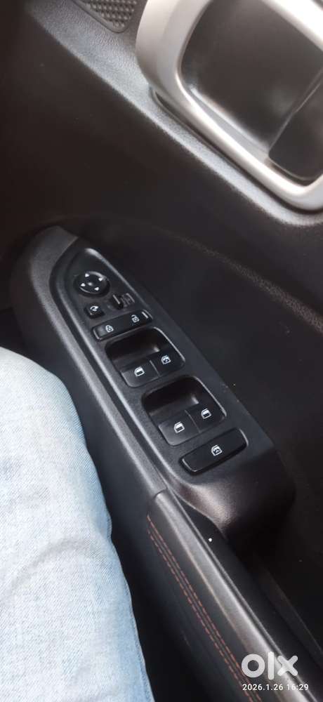 Hyundai Venue Sx Dual Tone Diesel, 2021, Diesel