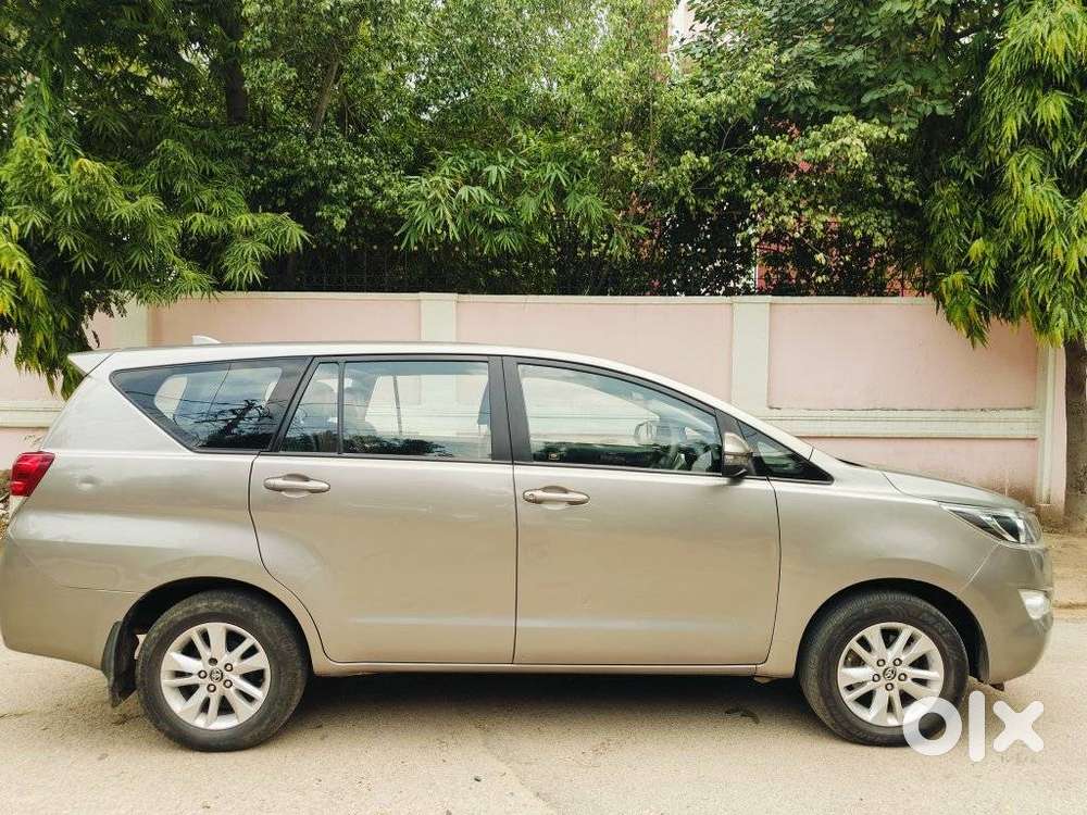 Toyota Innova Crysta 2.4 G Mt 8s, 2019, Diesel