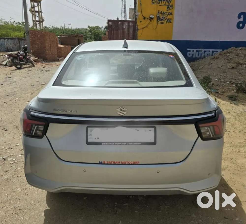 Maruti Suzuki Dzire Zxi 2025 Cng Manuál