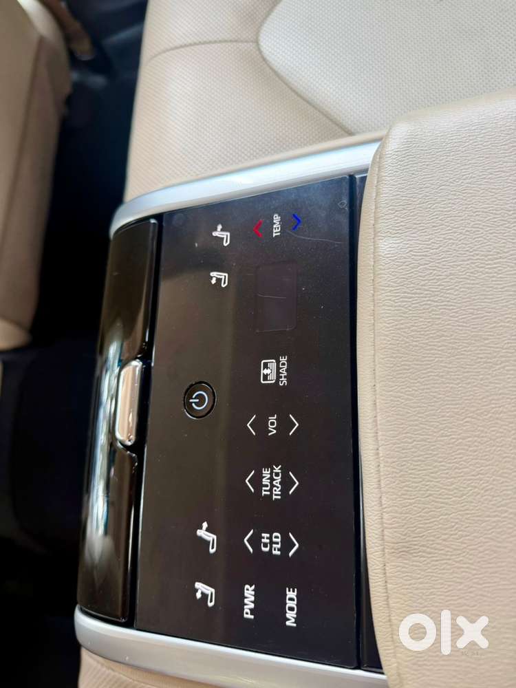 Toyota Camry Hybrid 2020