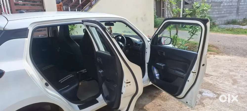 Maruti Suzuki Swift 2021 Petrol 36000 Km Driven