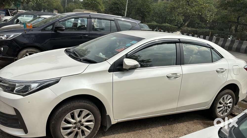 Corolla Altis