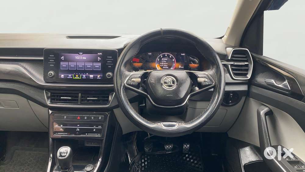 Skoda Kushaq 1.0 Tsi Style, 2023, Petrol