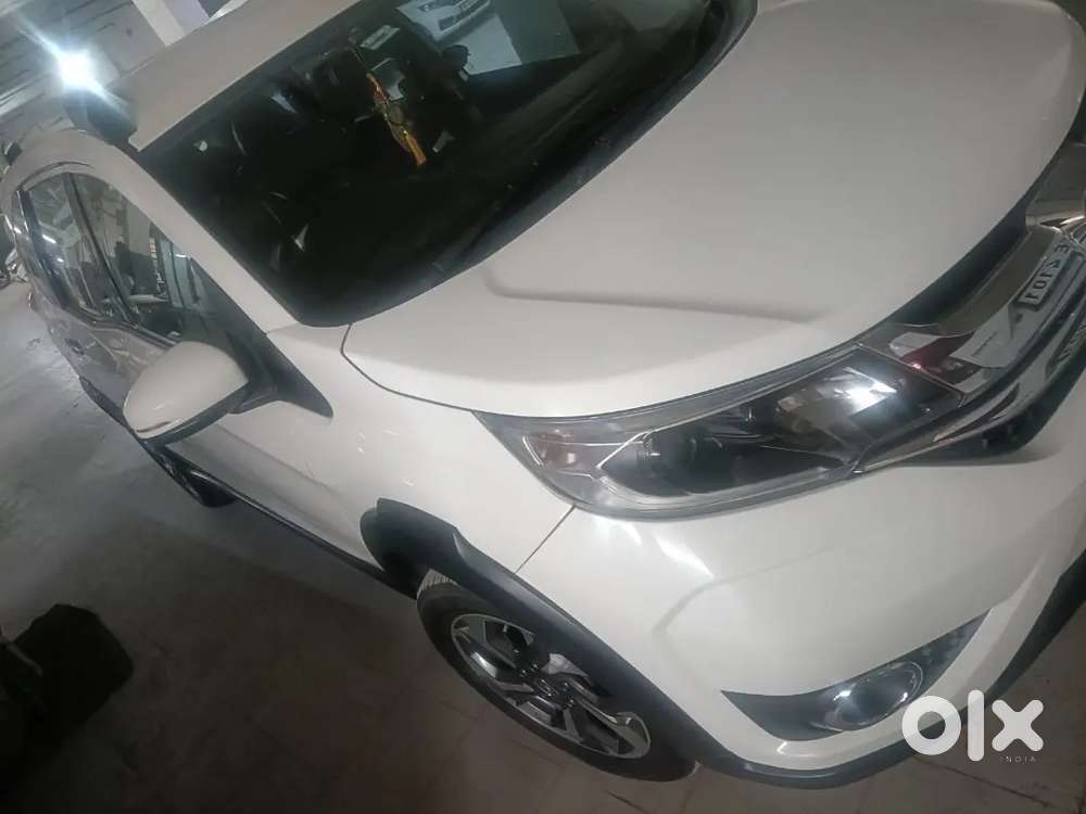Neat And Clean Single Handed Car
