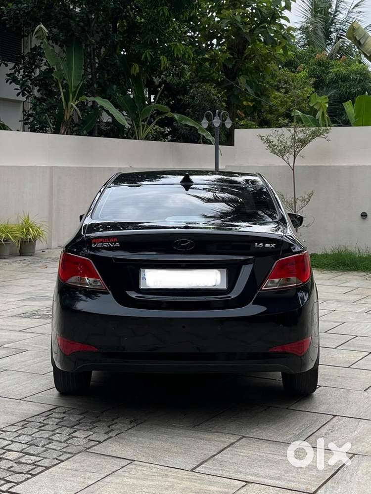 Hyundai Verna 2016