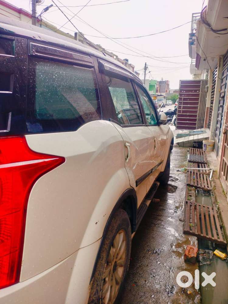Mahindra Xuv500 2015 Diesel Well Maintained