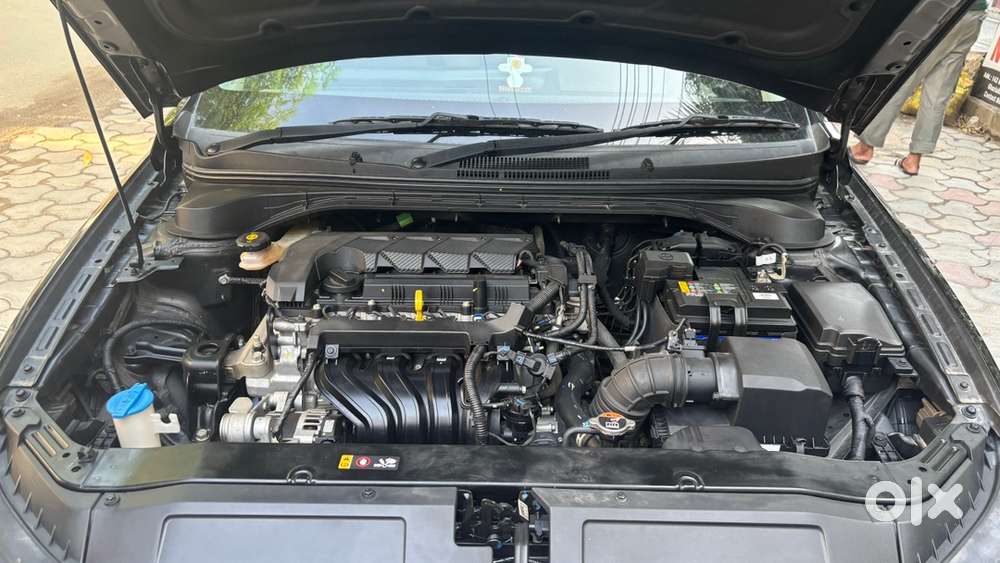 Hyundai New Verna Dec 2023 Black Petrol