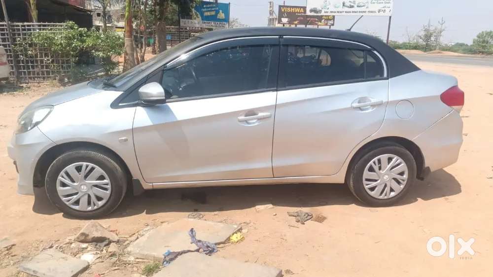Good Condition New Four Seater