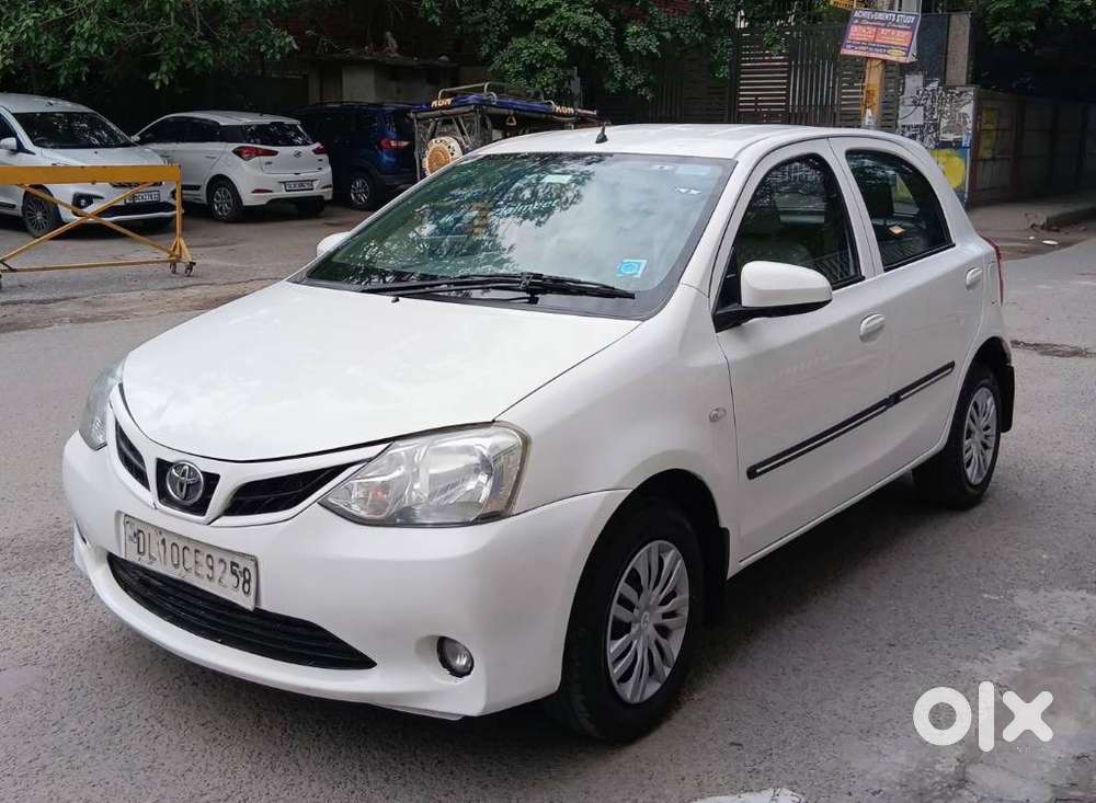 Toyota Etios Liva G Exclusive, 2015, Petrol