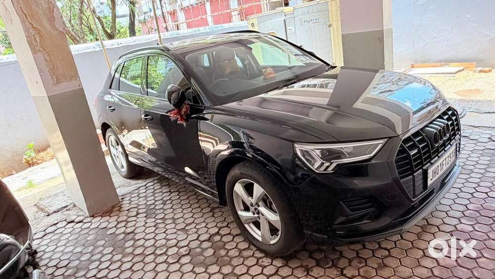 Audi Q3 2024 Petrol 10600 Km Driven