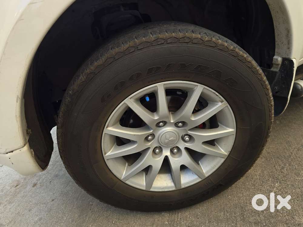 Mitsubishi Pajero Sport 2.5 Manual, 2013, Diesel