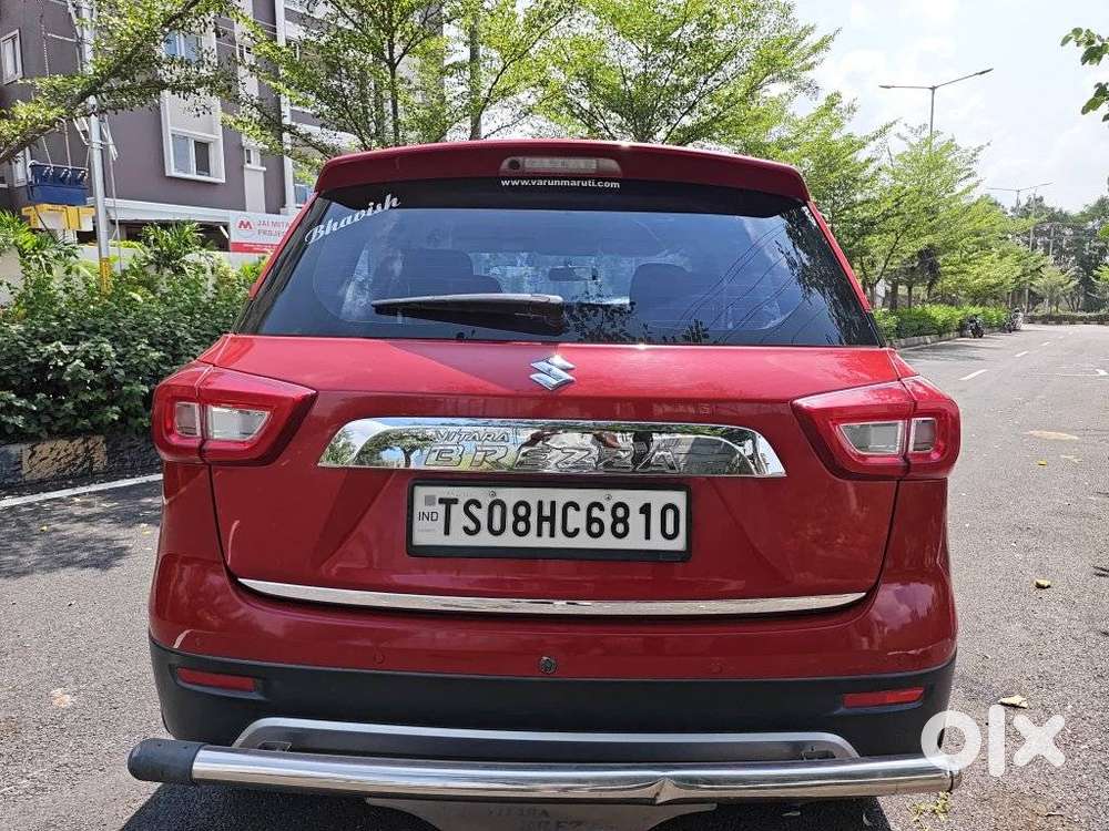 Maruti Suzuki Brezza 1.5 Zxi Cng Dual Tone, 2022, Petrol