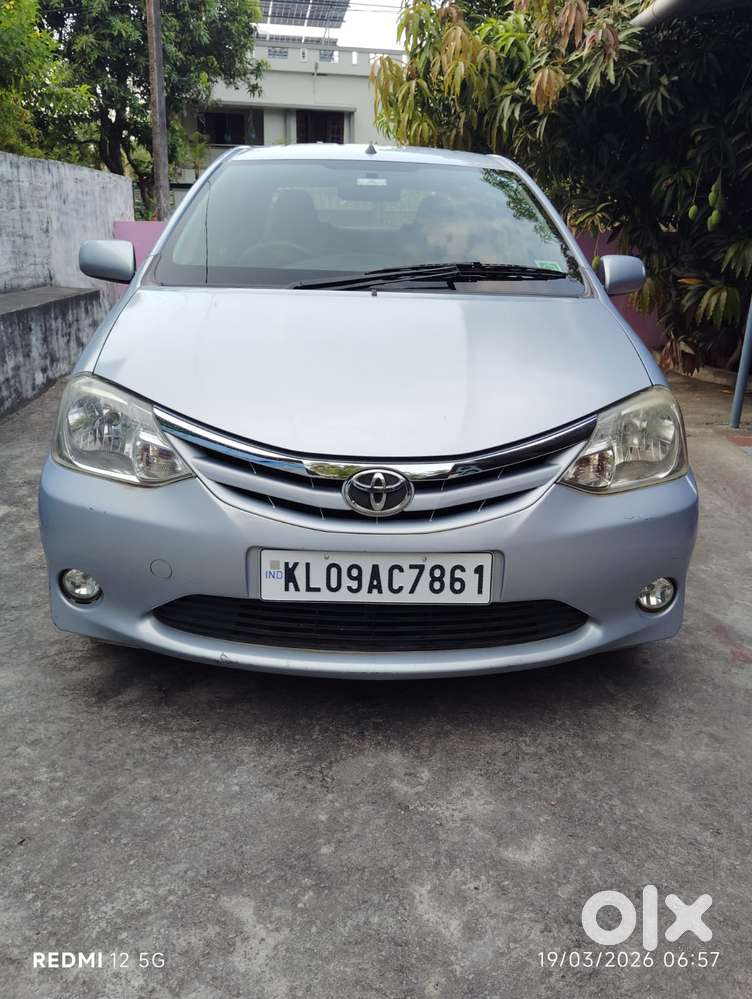 Toyota Etios 2010-2012 G, 2011, Petrol
