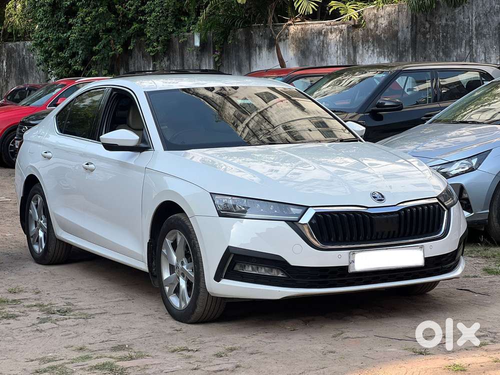 Skoda Octavia 2.0 Style Tsi At, 2022, Petrol