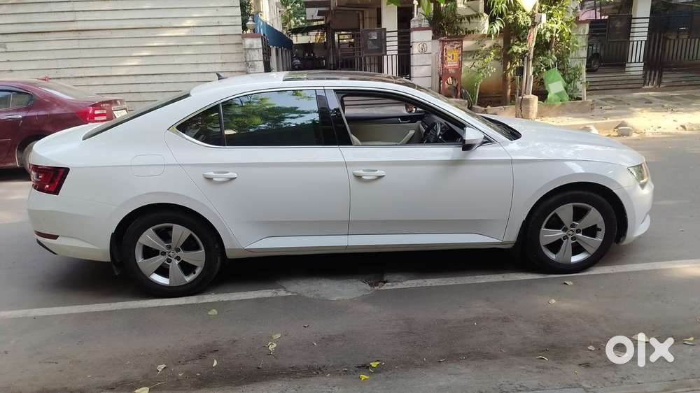 Skoda Superb Style 1.8, 2017, Petrol