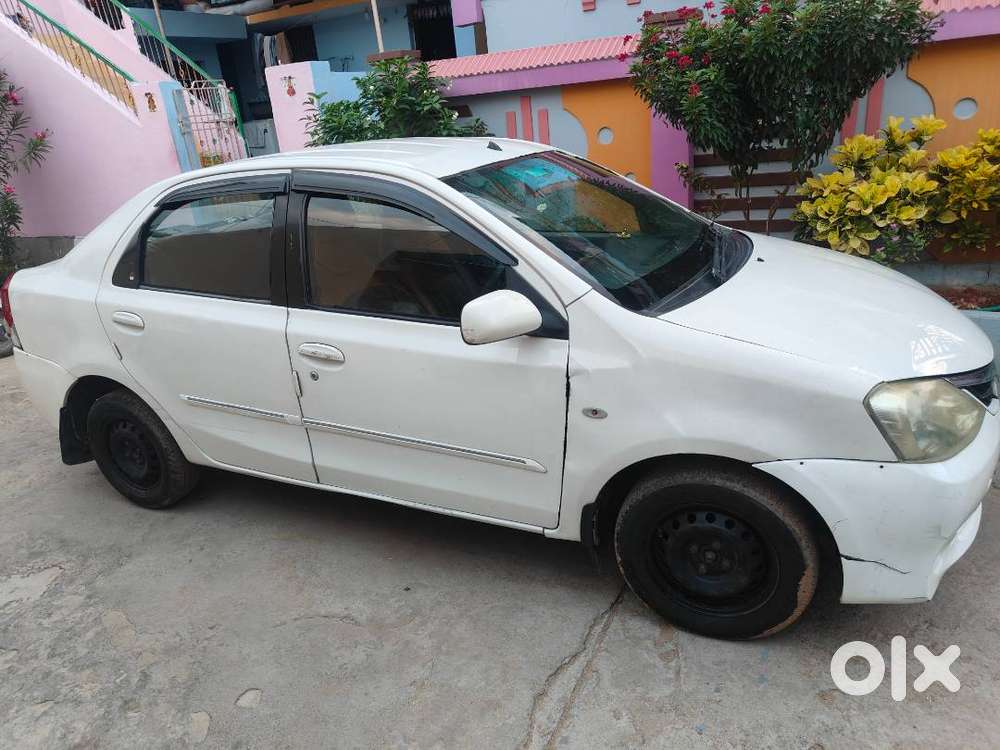 Etios Petrol