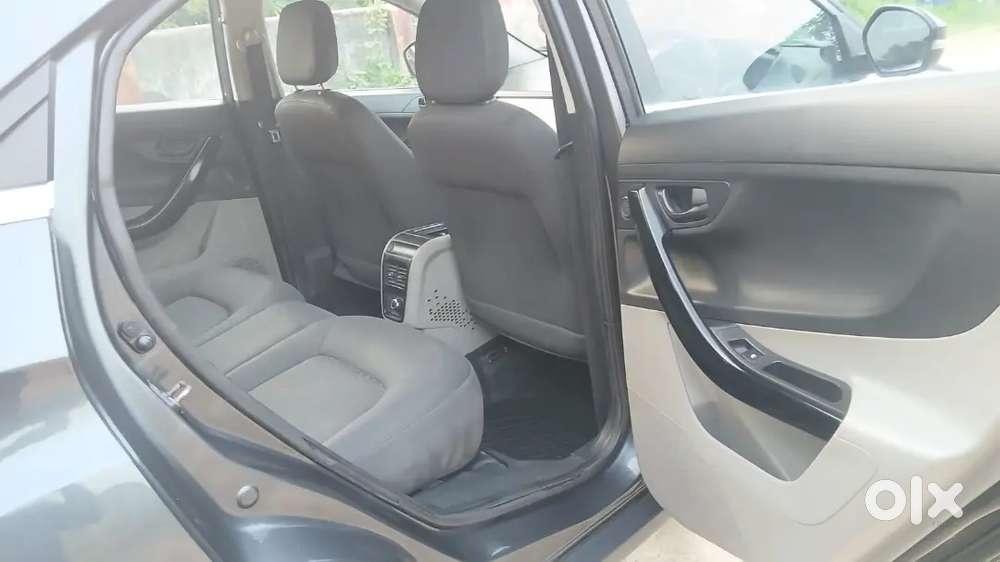 Tata Nexon Diesel 2018 Manual Revotron Xt Life Time Tax