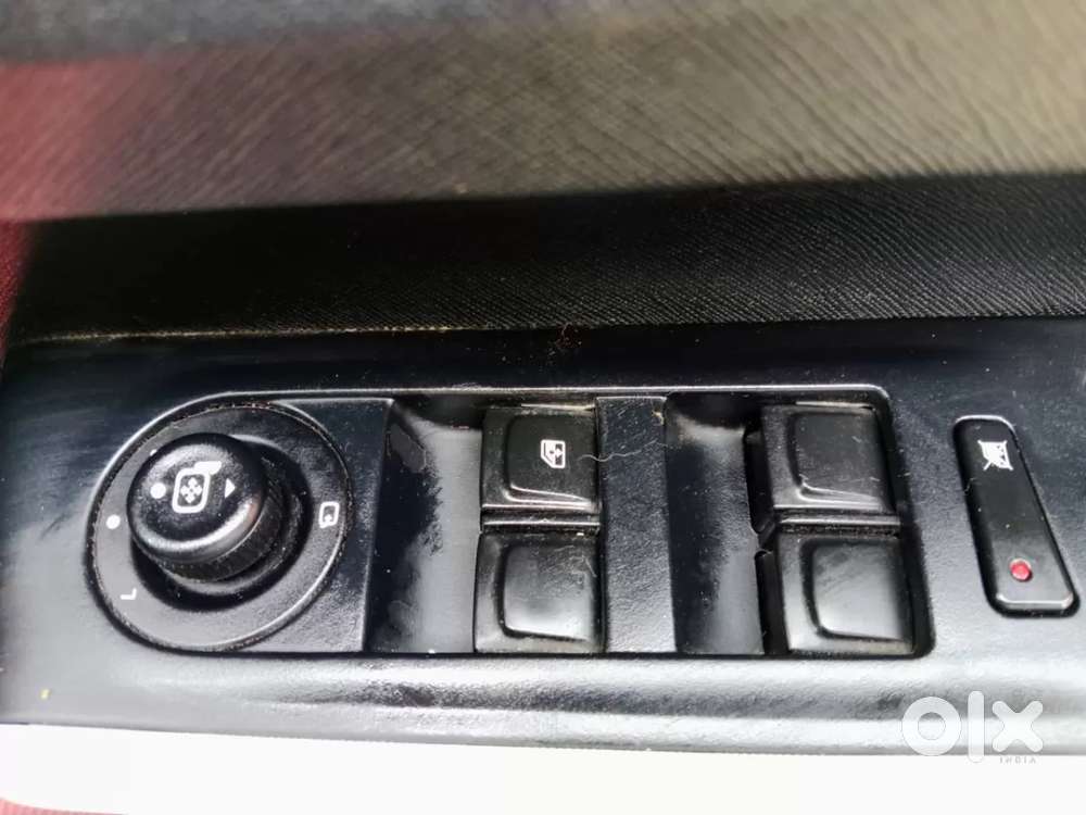Tata Punch 1.2 Revotron Creative Amt Dual Tone, 2022, Petrol