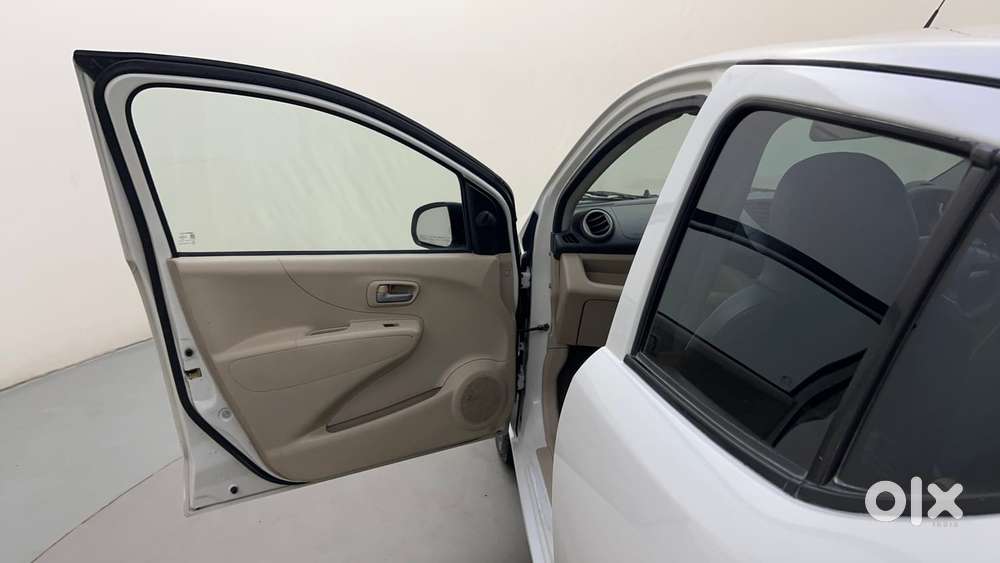Maruti Suzuki A-star 1.0 Zxi, 2012, Petrol