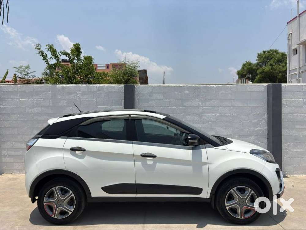 Tata Nexon, 2018, Petrol