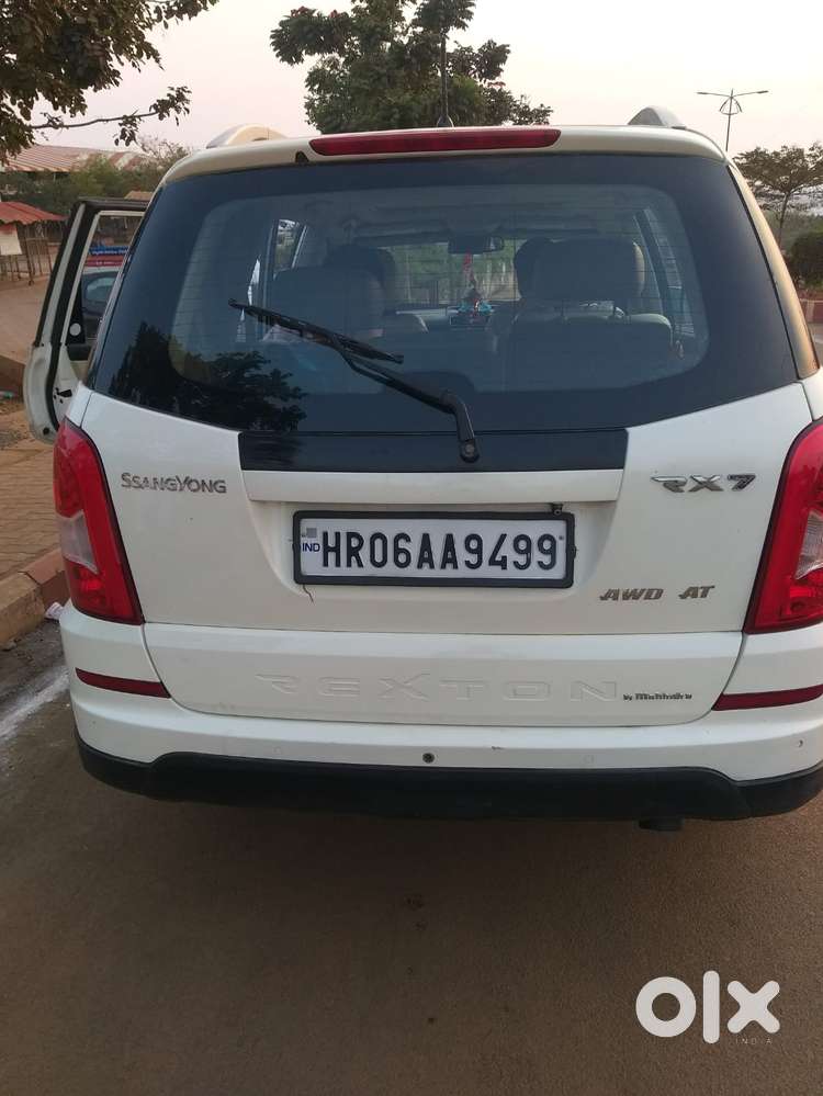 Mahindra Rexton