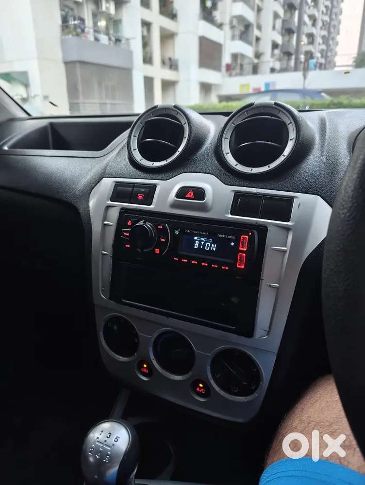 Ford Figo 1.2 Petrol 2011